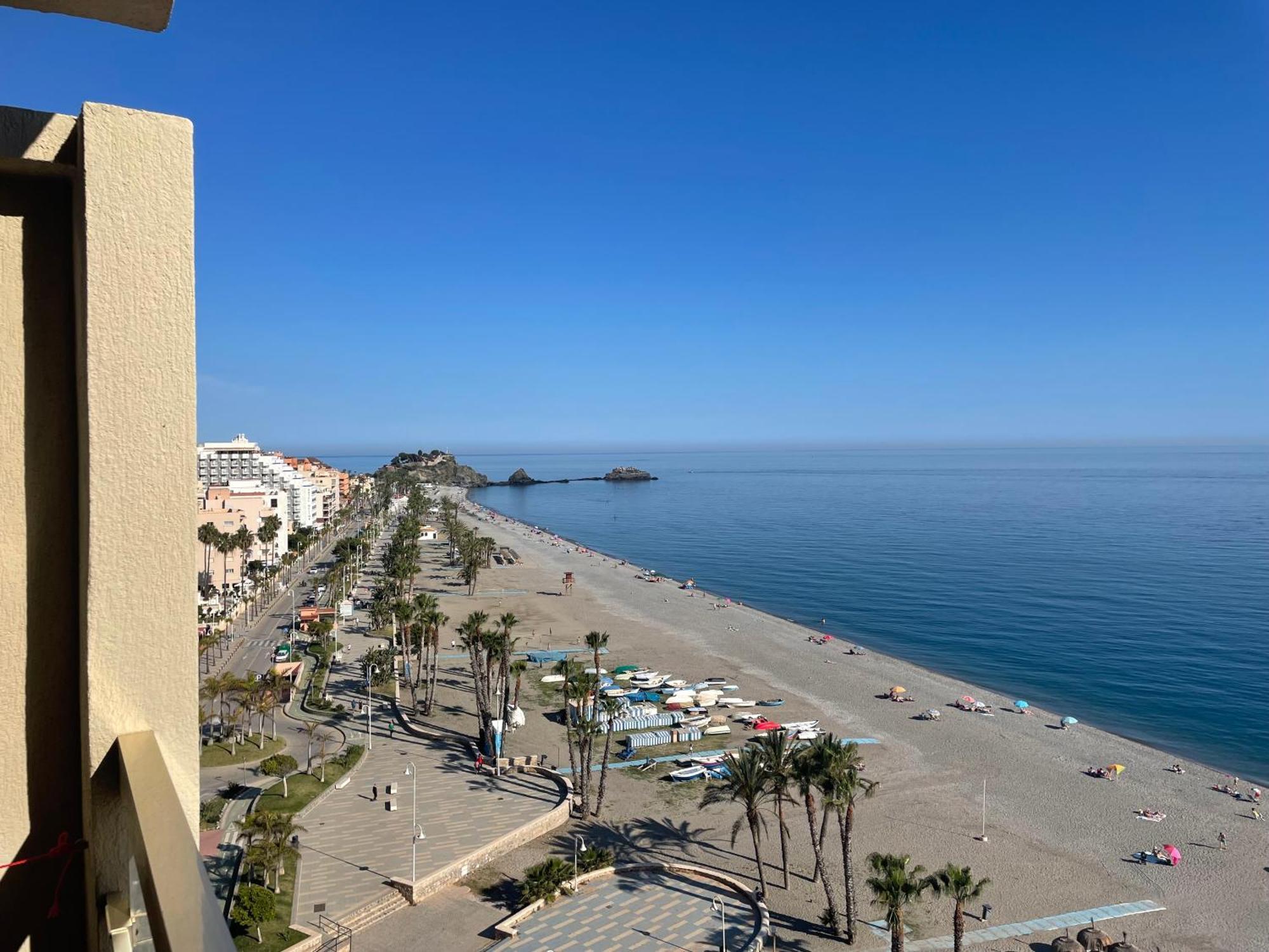 Apartahotel Chinasol Con Parking Y Desayuno Альмуньекар Экстерьер фото